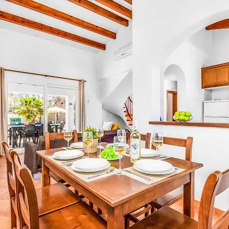Cala'n Blanes Sleeps 7 Pool Air Con Wifi 卡拉恩·布拉内斯